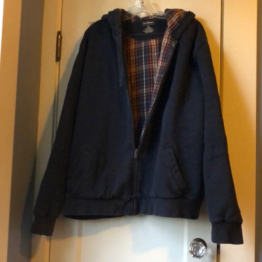 Vintage L.L. Bean Men’s Sweatshirt